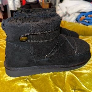 *Koolaburra by UGG Michon Mini Boots